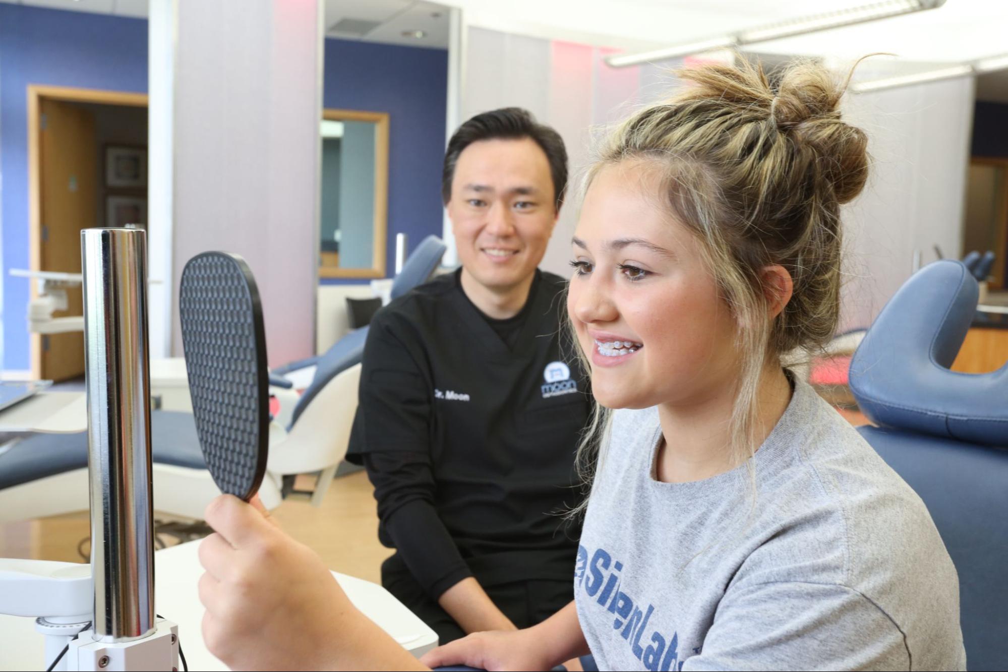 How to Maintain Good Oral Health with Orthodontic Treatment